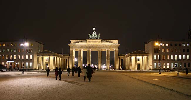 Brandenburger Tor  - Jugendherberge Berlin Ostkreuz